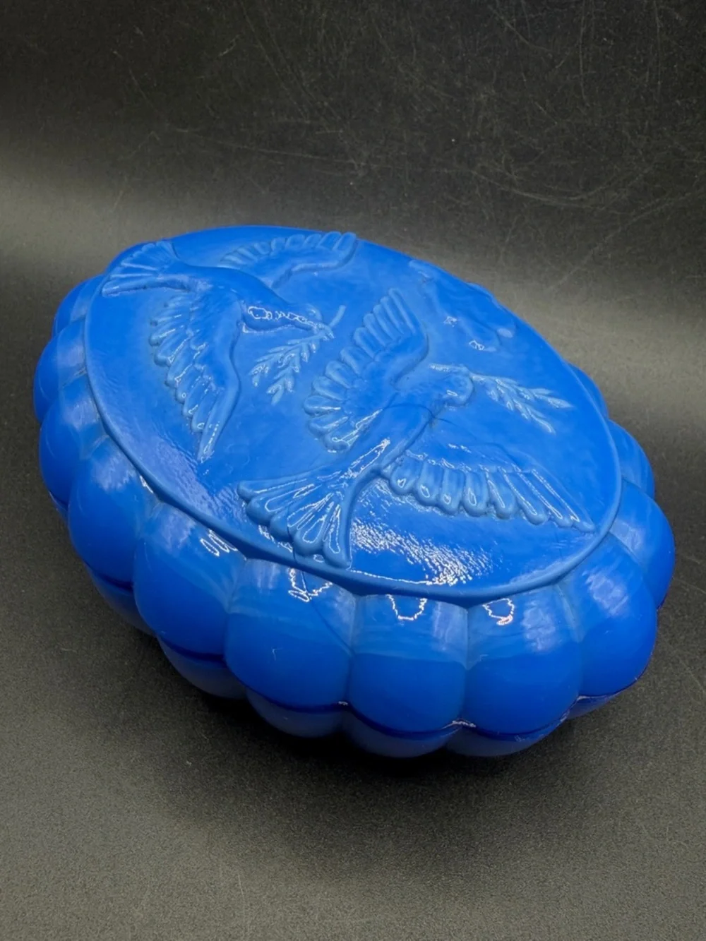 Vintage Lapis Blue Mottled Slag Glass Doves Birds Peace Olive Branch Dresser Box